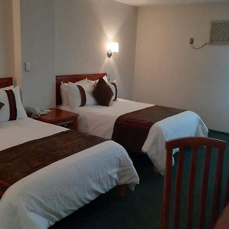 Mision Leon Hotel Luaran gambar