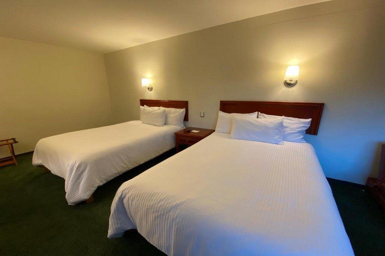 Mision Leon Hotel Luaran gambar