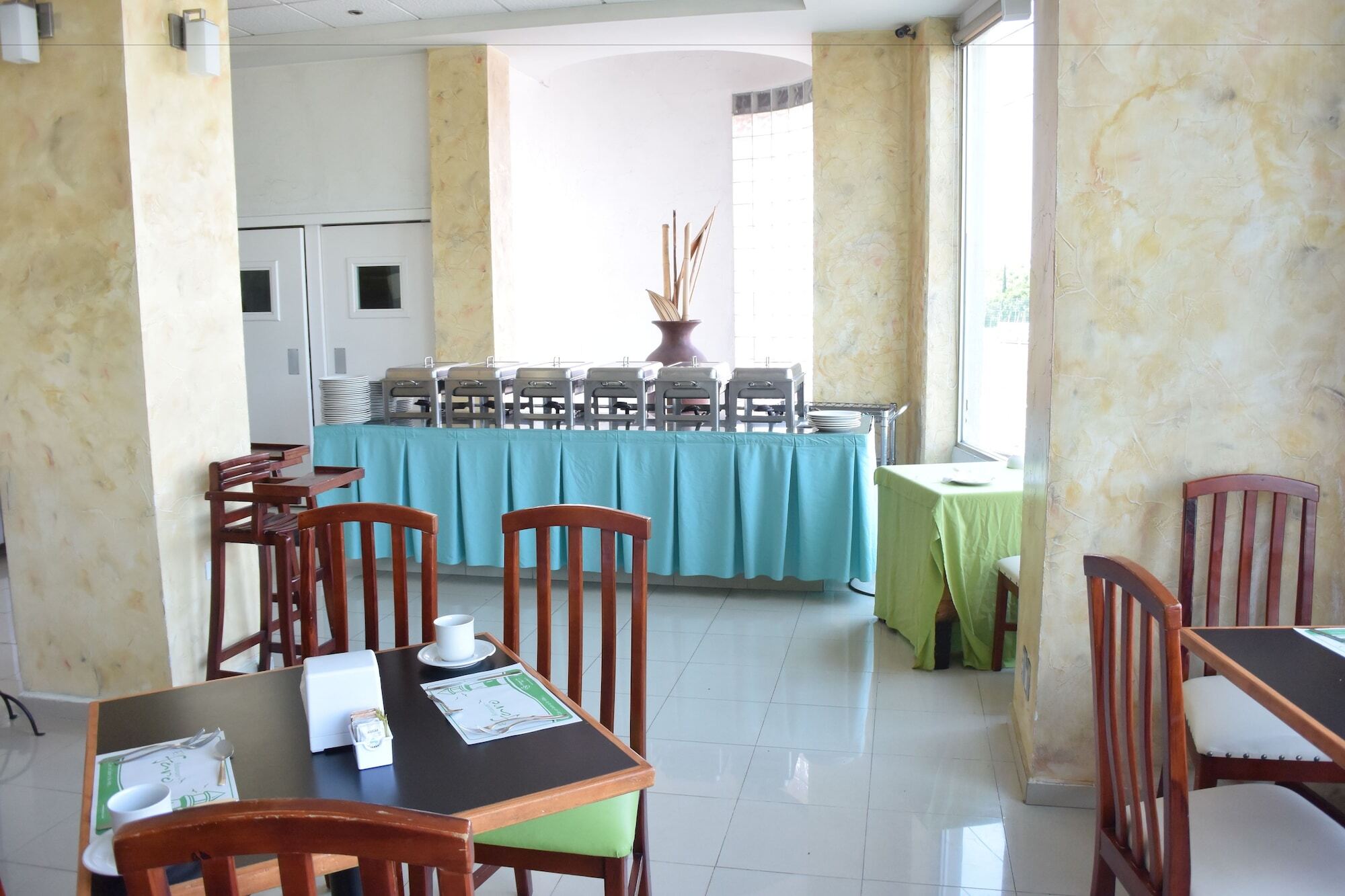 Mision Leon Hotel Luaran gambar